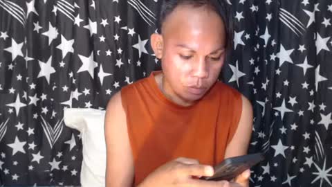 Snapshot of thick_bigcock13 chatting on January 15, 9:35 am gil online show from January 15, 9:35 am