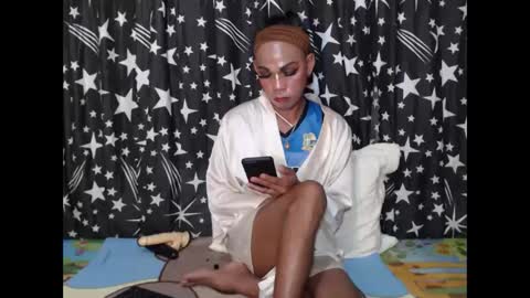 Snapshot of thick_bigcock13 chatting on February 9, 10:00 pm gil online show from February 9, 10:00 pm