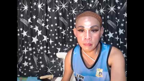 Snapshot of thick_bigcock13 chatting on February 10, 1:03 am gil online show from February 10, 1:03 am