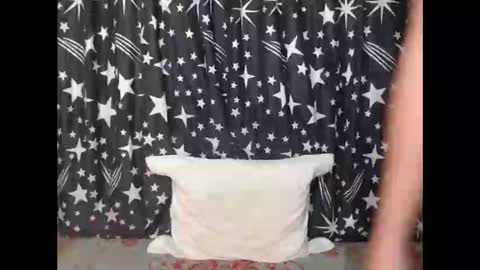 Snapshot of thick_bigcock13 chatting on February 25, 10:50 pm gil online show from February 25, 10:50 pm