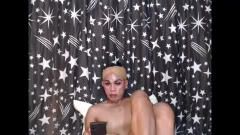 Snapshot of thick_bigcock13 chatting on March 3, 5:20 am gil online show from March 3, 5:20 am
