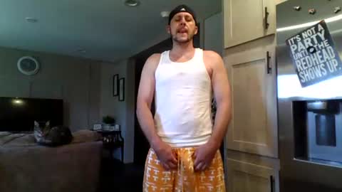 Val online show from May 18, 3:51 pm