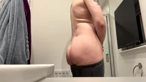 thickandmeaty9incher online show from December 9, 7:07 pm