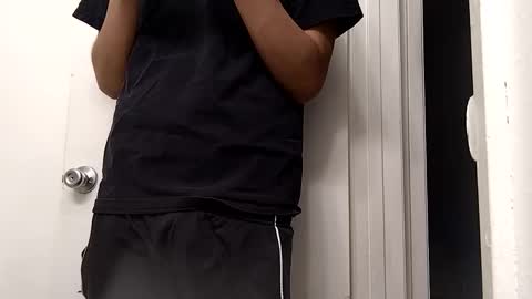 Snapshot of thickbigdick789 chatting on September 23, 1:19 am thickbigdick789 online show from September 23, 1:19 am