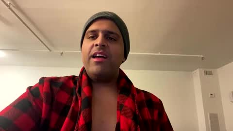 Snapshot of thickcock4ever chatting on January 6, 3:31 am thickcock4ever online show from January 6, 3:31 am