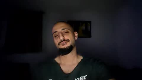 Snapshot of thickdickeddom chatting on October 21, 8:26 am ThickDickedDom online show from October 21, 8:26 am