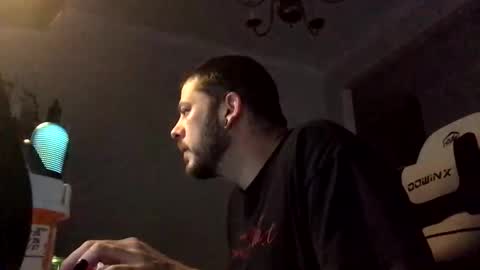 Snapshot of thickdicktay chatting on June 7, 4:05 am thickdicktay online show from June 7, 4:05 am