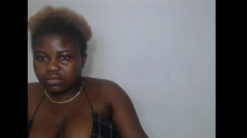 thickebonny7 online show from February 3, 2:53 am