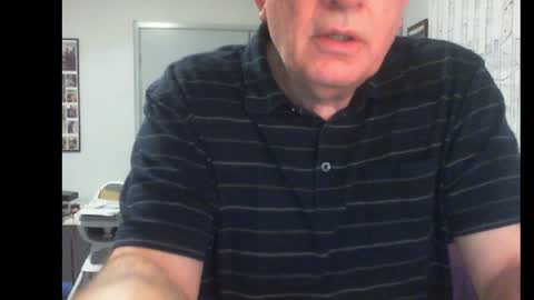 Snapshot of thickmelnik chatting on December 21, 4:52 am James online show from December 21, 4:52 am