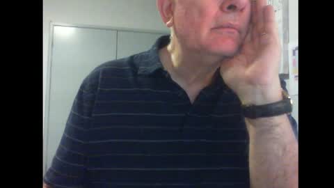 Snapshot of thickmelnik chatting on February 1, 2:16 am James online show from February 1, 2:16 am