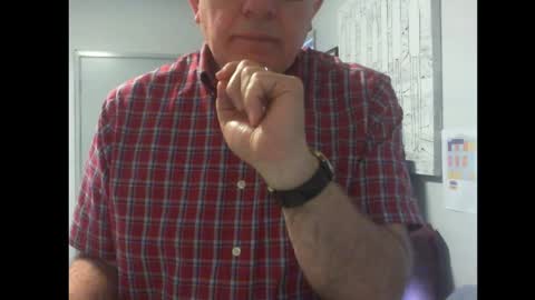 Snapshot of thickmelnik chatting on February 19, 2:12 am James online show from February 19, 2:12 am