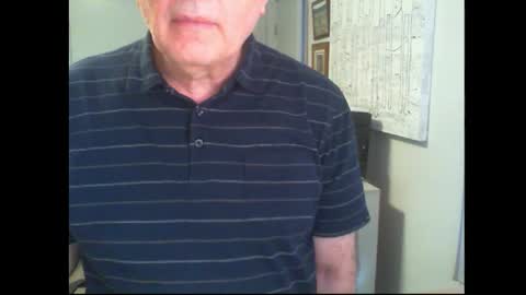 Snapshot of thickmelnik chatting on September 17, 3:30 am James online show from September 17, 3:30 am