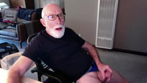 Thickmorningwoodinyou always online show from October 20, 5:46 pm