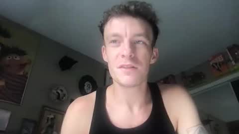 Snapshot of thicknickdive chatting on April 2, 10:18 pm thicknickdive online show from April 2, 10:18 pm