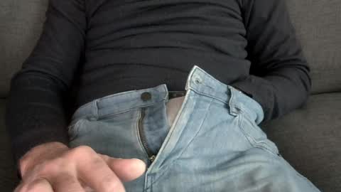 Snapshot of thickrum chatting on January 9, 10:09 am Thickru online show from January 9, 10:09 am