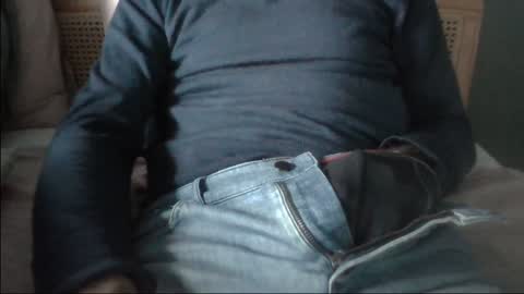 Snapshot of thickrum chatting on February 3, 9:52 am Thickru online show from February 3, 9:52 am