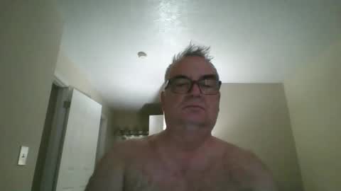 thickwhiteload online show from April 8, 4:29 pm