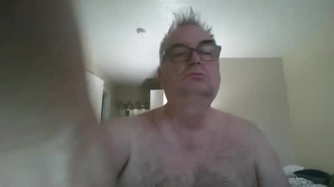 thickwhiteload online show from April 15, 1:07 pm