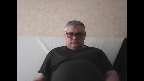 Snapshot of thierrysymp chatting on December 22, 10:49 am Thierrysymp online show from December 22, 10:49 am