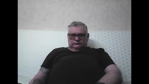 Snapshot of thierrysymp chatting on February 12, 6:19 pm Thierrysymp online show from February 12, 6:19 pm