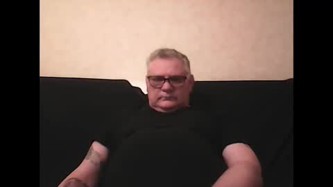Snapshot of thierrysymp chatting on February 27, 6:09 pm Thierrysymp online show from February 27, 6:09 pm