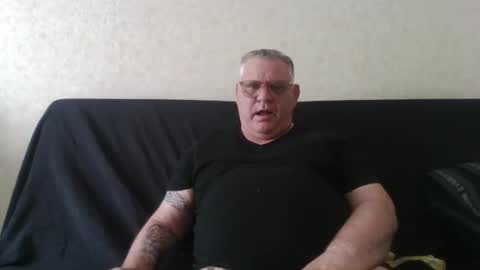 Snapshot of thierrysymp chatting on June 6, 5:06 pm Thierrysymp online show from June 6, 5:06 pm