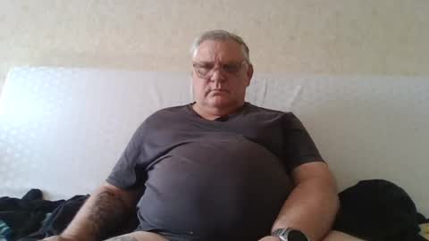 Snapshot of thierrysymp chatting on July 19, 9:02 am Thierrysymp online show from July 19, 9:02 am