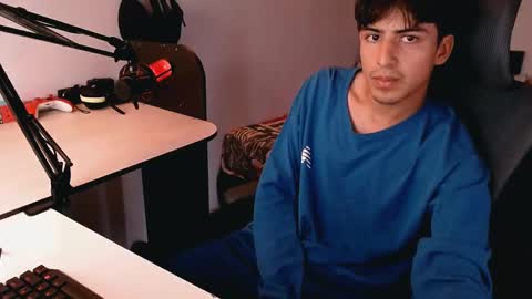 thieves_us online show from December 26, 7:38 pm