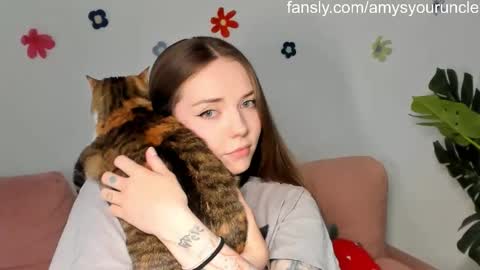 Snapshot of thisisamelia chatting on May 10, 4:23 pm Amelia shows on mondays fridays and sundays if anything changes im giving updates on my fansly online show from May 10, 4:23 pm