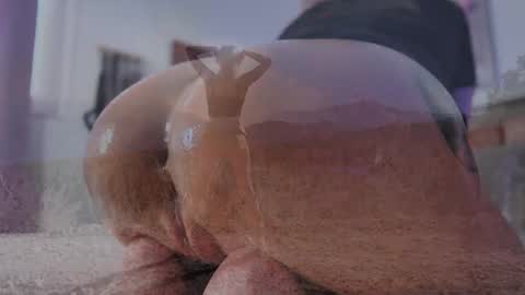 Snapshot of thisisfuckingfun chatting on December 19, 6:01 pm ThisIsFuckingFun online show from December 19, 6:01 pm