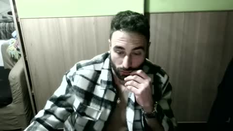 Snapshot of tho147mas chatting on January 17, 8:11 pm Thomas online show from January 17, 8:11 pm