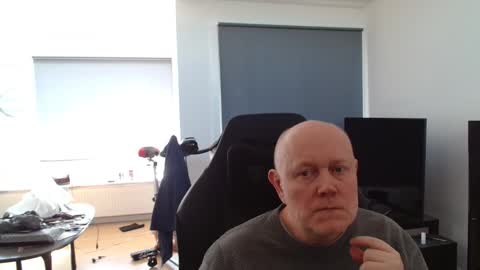 thomas315627 online show from April 29, 1:15 pm