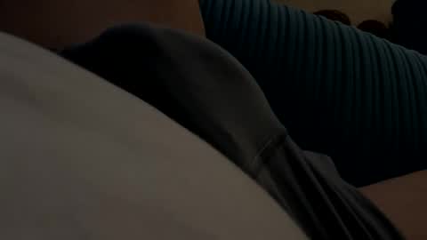 thomas_b7 online show from April 9, 7:08 pm