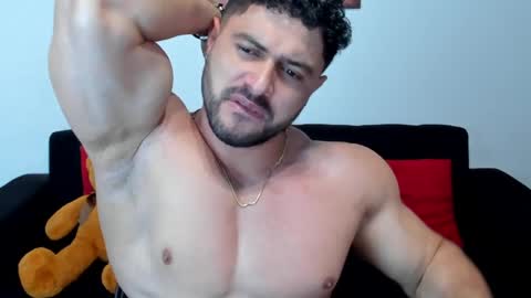 Thomas Brandon online show from February 24, 12:30 am