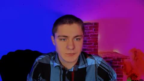 Snapshot of thomas_crow chatting on January 17, 9:47 am thomas_crow online show from January 17, 9:47 am