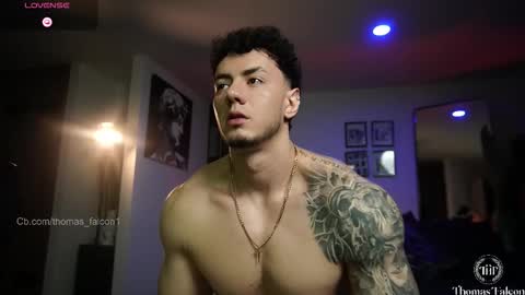 Thomas Falcon online show from March 27, 2:17 am