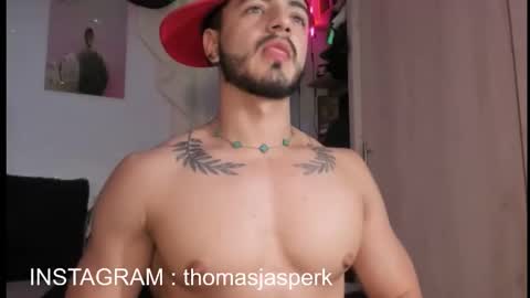 Snapshot of thomas_k7 chatting on March 6, 3:03 am Thomas online show from March 6, 3:03 am