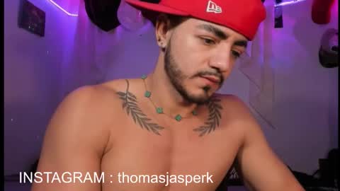 Snapshot of thomas_k7 chatting on March 19, 3:21 am Thomas online show from March 19, 3:21 am