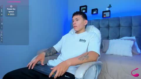 Thomas online show from December 15, 12:31 pm