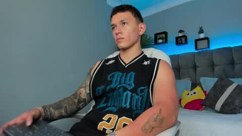 Thomas online show from May 19, 4:02 pm