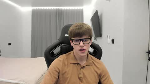 Tomas online show from April 30, 4:13 pm