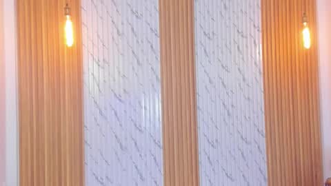 Thomas online show from December 4, 11:41 am