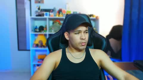 Snapshot of thomascollins__ chatting on September 10, 7:30 am Thomas online show from September 10, 7:30 am