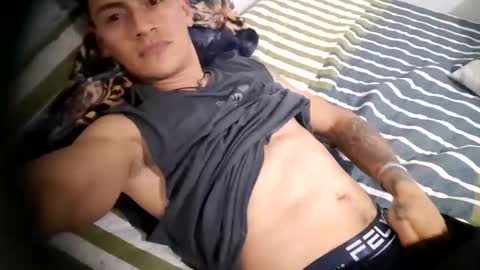 thomascooper_ online show from February 1, 4:44 am