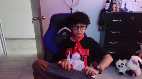Snapshot of thomascooper_cams chatting on February 13, 6:48 pm VALERIA online show from February 13, 6:48 pm