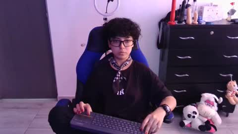 Snapshot of thomascooper_cams chatting on March 3, 5:41 pm VALERIA online show from March 3, 5:41 pm