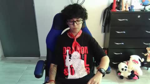 Snapshot of thomascooper_cams chatting on April 5, 4:04 pm VALERIA online show from April 5, 4:04 pm