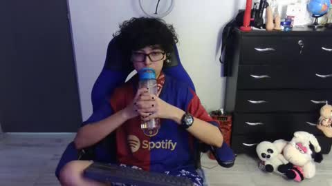Snapshot of thomascooper_cams chatting on April 14, 7:42 pm VALERIA online show from April 14, 7:42 pm