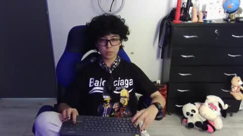 Snapshot of thomascooper_cams chatting on April 17, 8:34 pm VALERIA online show from April 17, 8:34 pm