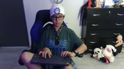 Snapshot of thomascooper_cams chatting on April 27, 6:50 pm VALERIA online show from April 27, 6:50 pm